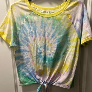 Fifth Sun Tie Dye Tie Front T-Shirt, Sz M. NWOT